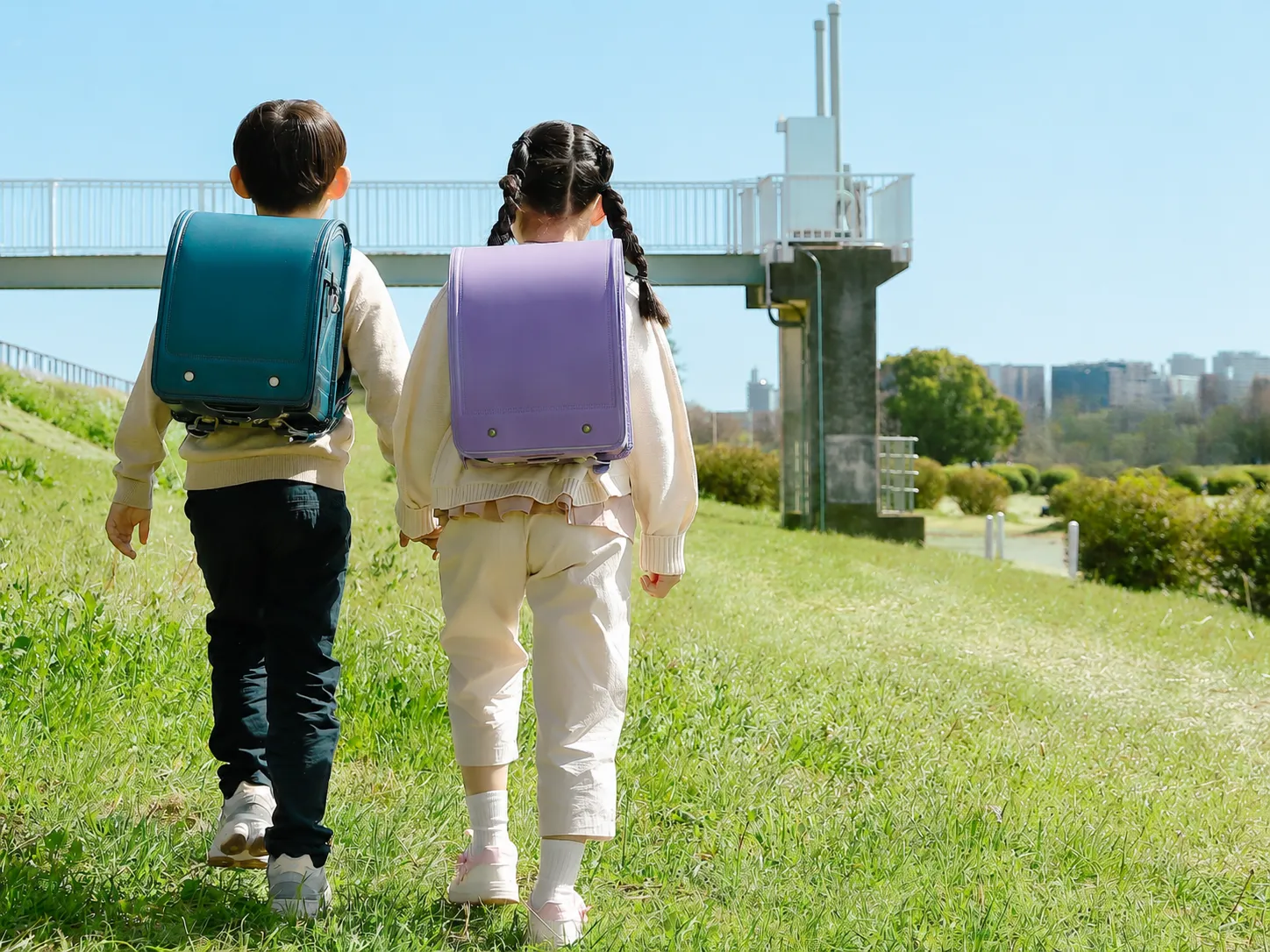 「男の子は黒・女の子は赤」は古い？ジェンダーレス・シンプルという選択